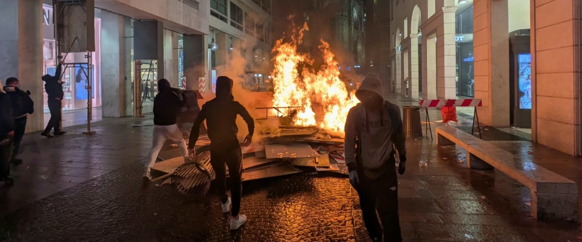 milano abbiamo un problema chi sono i maranza della guerriglia in piazza duomo da Secoloditalia.it milano abbiamo un problema chi sono i maranza della guerriglia in piazza duomo