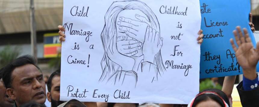Una manifestazione contro i matrimoni precoci in Pakistan