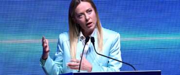 Meloni: “Siamo la nazione del fare, nessuno come noi può sfidare questo tempo difficile, se reggiamo è grazie alle imprese e ai lavoratori”