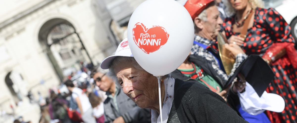 festa dei nonni la dedica di meloni e la foto di famiglia anche quando non ci sono pi249 ci accompagnano per tutta la vita da Secoloditalia.it festa dei nonni la dedica di meloni e la foto di famiglia anche quando non ci sono pi249 ci accompagnano per tutta la vita