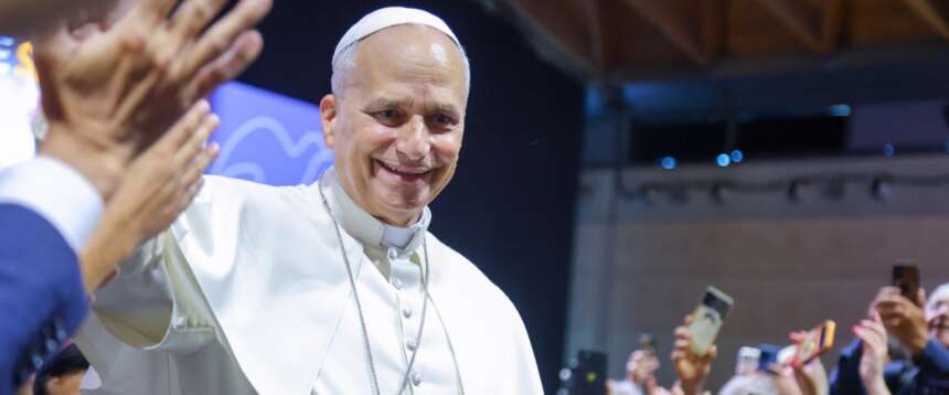 Papa Leone, da elettore dell’Illinois, vota per corrispondenza alle elezioni di midterm. È il primo della storia