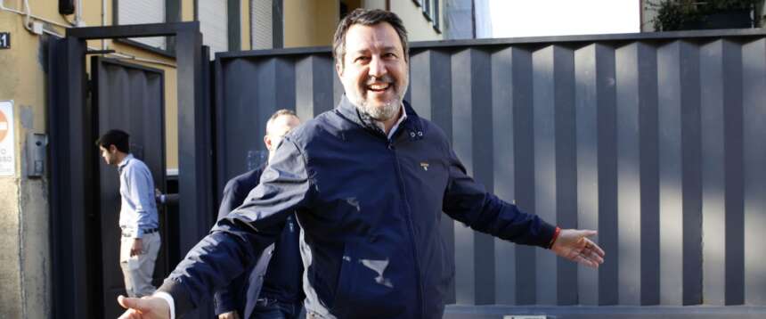 Salvini “ringrazia” Vannacci: «Ci ha aiutato a fare pulizia di qualche ramo secco, di chi antepone la poltrona agli ideali»