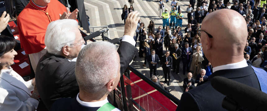 San Francesco, Mattarella celebra l’uomo di pace. Meloni: “Il più italiano dei nostri santi”