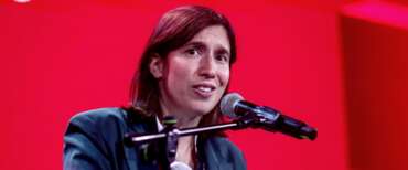 Schlein che figuraccia, se la prende con Meloni perché non c’è la data del voto. Le sfugge che decide Mattarella. FdI: “Studia”