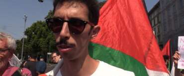 Youssef Siher a una manifestazione dei Giovani Palestinesi