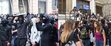 Ai giovani piace la stretta di Meloni sulla sicurezza. Sei studenti su 10 applaudono alle norme antimaranza