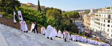 Una processione dei Templari a Roma